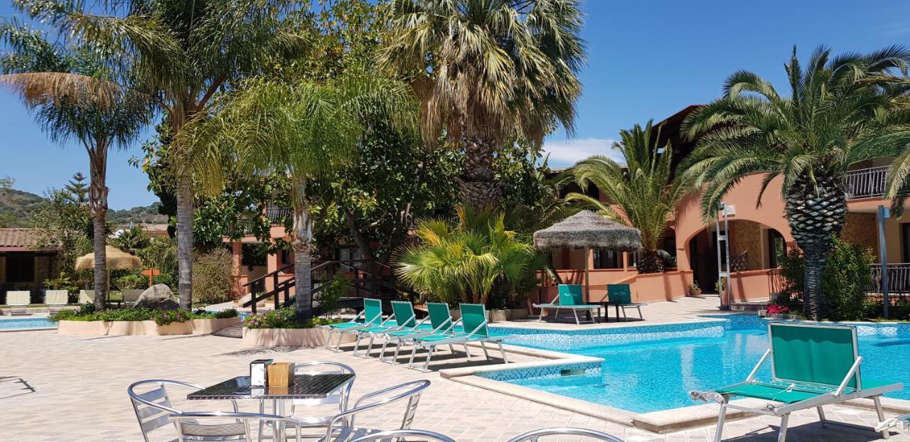 Green Village Resort Вилласимиус Экстерьер фото