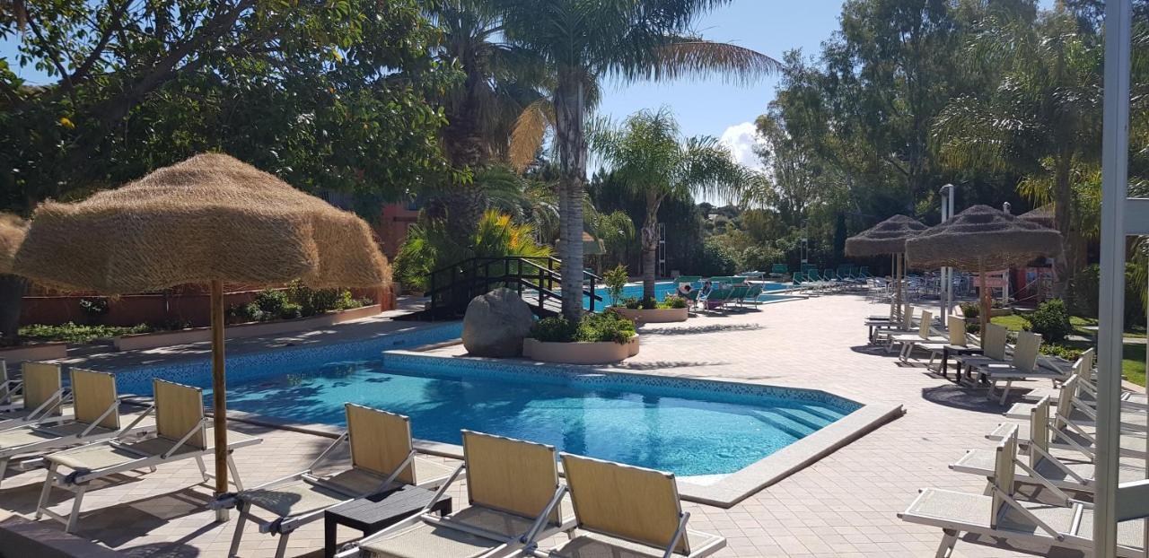 Green Village Resort Вилласимиус Экстерьер фото