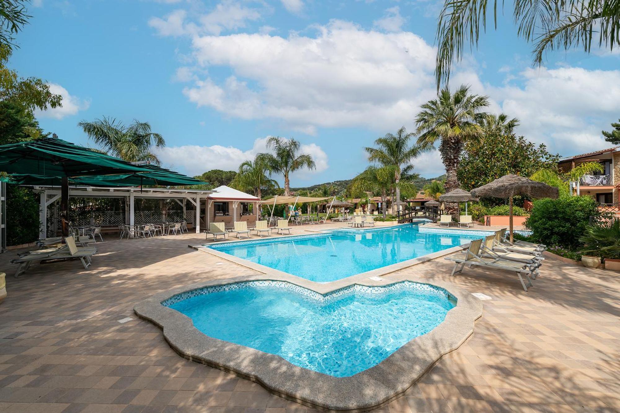 Green Village Resort Вилласимиус Экстерьер фото