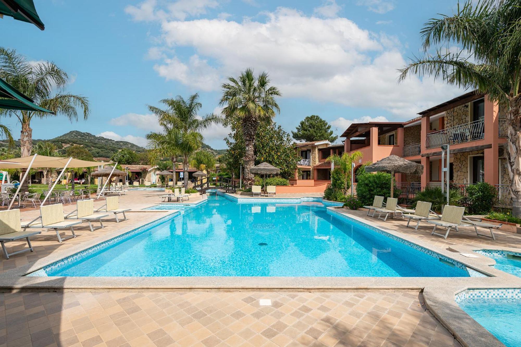 Green Village Resort Вилласимиус Экстерьер фото